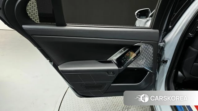 BMW i7 (G70) id 4905027 из Кореи 17