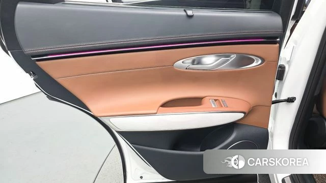 Genesis GV70 id 4640201 из Кореи 17