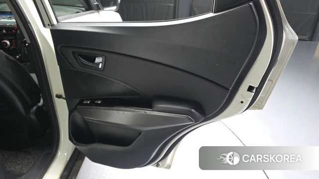 Ssangyong Tivoli Air id 4325506 из Кореи 17
