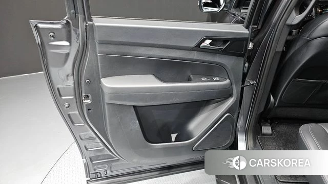 Ssangyong Rexton Sports Cannes id 4637647 из Кореи 17