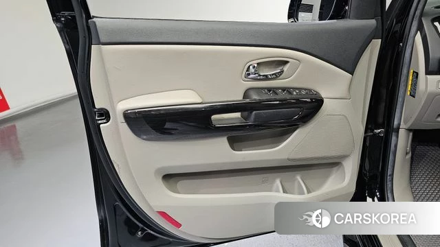 Kia The New Carnival id 4728087 из Кореи 17
