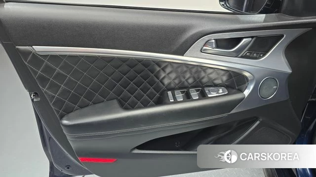 Genesis G70 id 4882640 из Кореи 17