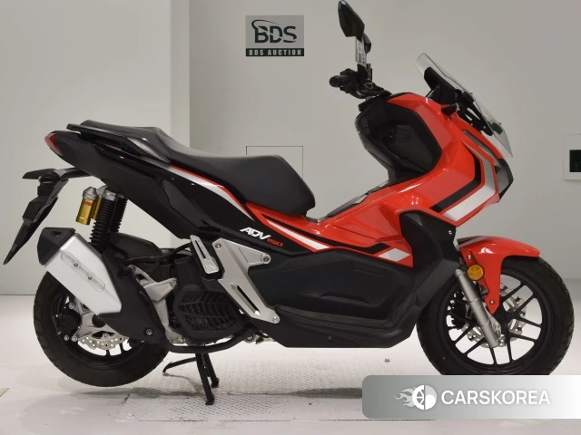 Проданный Honda ADV150 id 4176416 из Японии