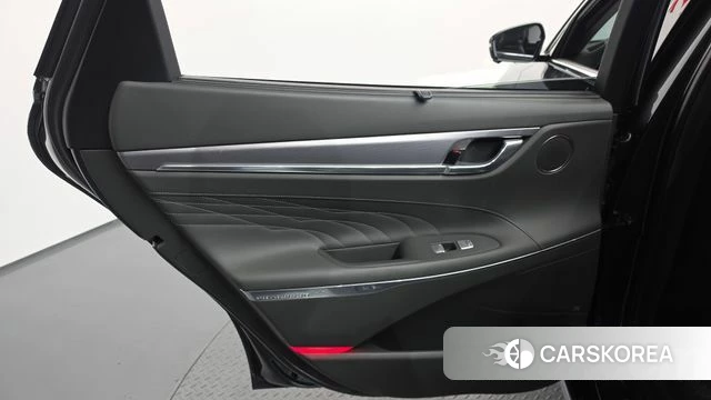 Hyundai The New Grandeur IG Hybrid id 4284442 из Кореи 17