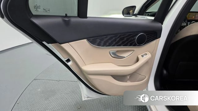 Mercedes-Benz C-Class W205 id 4672558 из Кореи 17