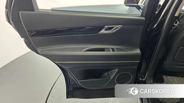 Genesis GV80 id 4266619 из Кореи 17