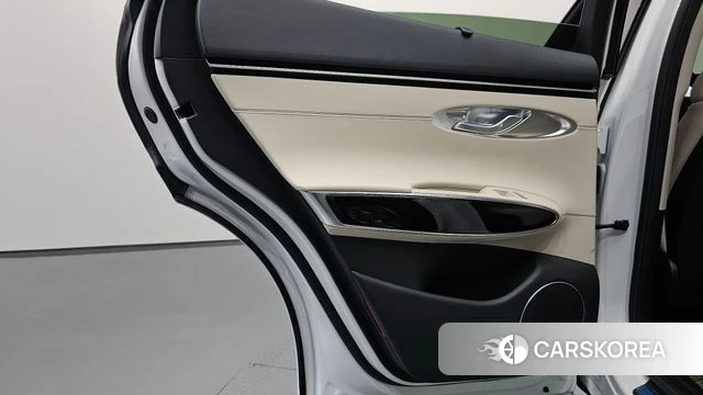 Genesis GV70 id 4871962 из Кореи 17