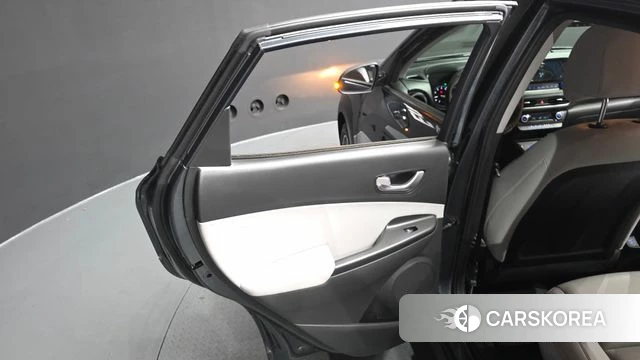 Hyundai The New Kona id 4641310 из Кореи 17