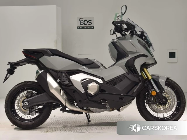 Проданный Honda X-ADV 750 2024 из Японии