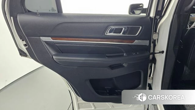Ford Explorer id 4551642 из Кореи 17