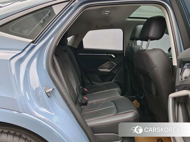 Audi Q3 Sportback id 4314595 из Китая 17