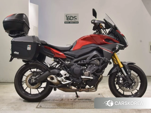 Проданный Yamaha MT-09 2015 из Японии
