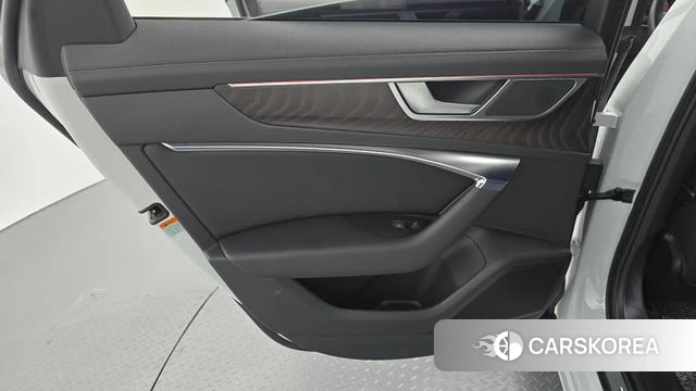 Audi A6 (C8) id 4573798 из Кореи 17