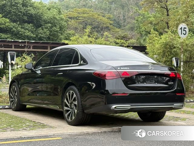 Mercedes-Benz E-class id 4290816 из Китая 17