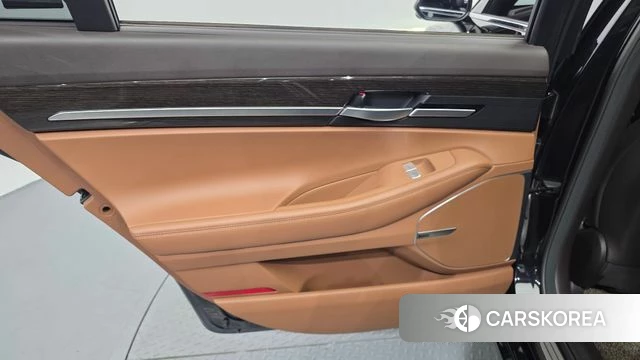Genesis G90 id 4389626 из Кореи 17