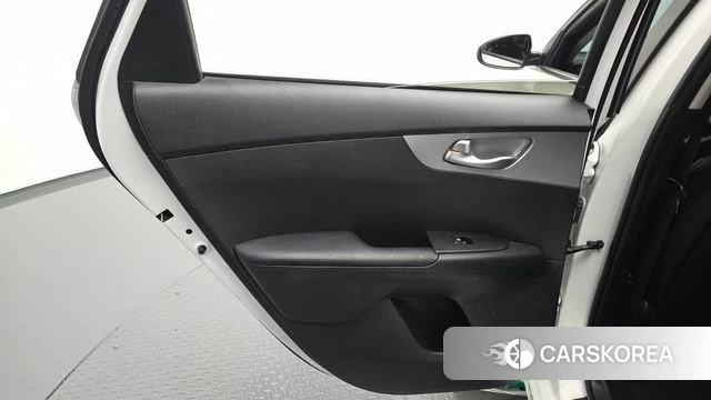 Kia The New K3 2nd generation id 4898671 из Кореи 17