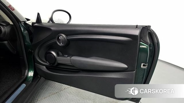 Mini Cooper id 4698535 из Кореи 17