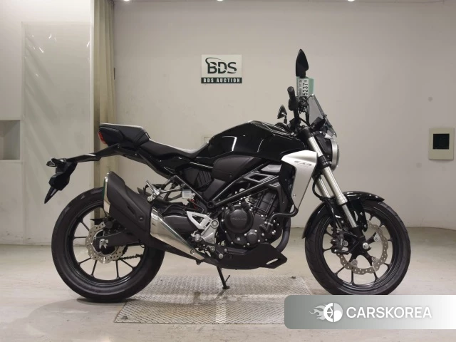 Проданный Honda CB250R 2018 из Японии
