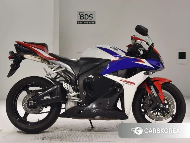 Проданный Honda CBR600RR 2011 из Японии