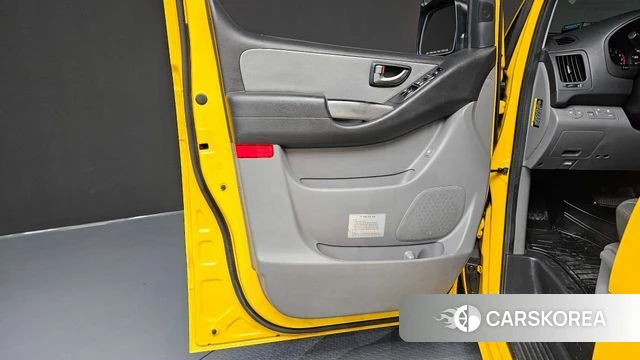 Hyundai The New Grand Starex id 4895582 из Кореи 17