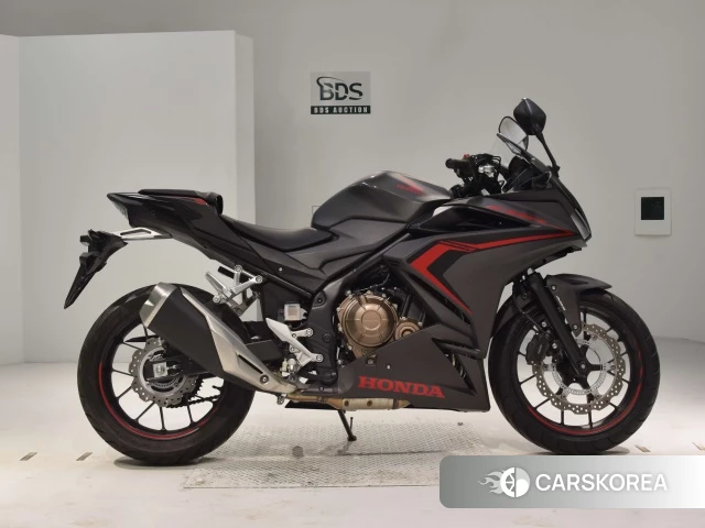 Проданный Honda CBR400R 2019 из Японии
