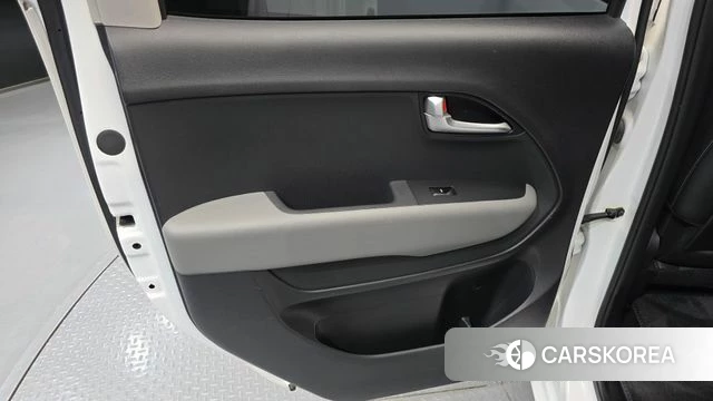Kia The New Kia Ray id 4494224 из Кореи 17