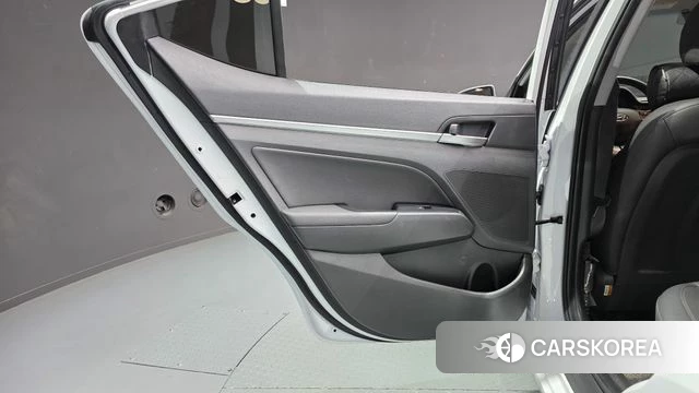 Hyundai The New Avante AD id 4873289 из Кореи 17