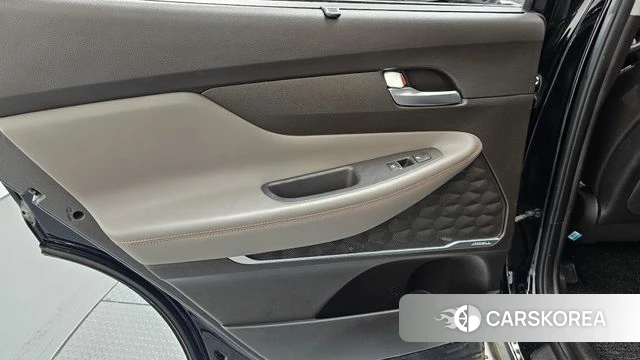 Hyundai Santa Fe TM id 4615478 из Кореи 17