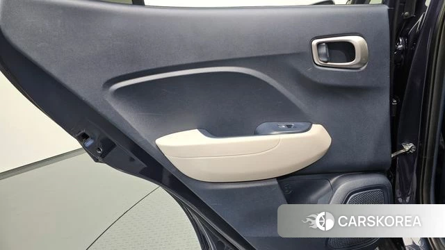 Hyundai Venue id 4727672 из Кореи 17