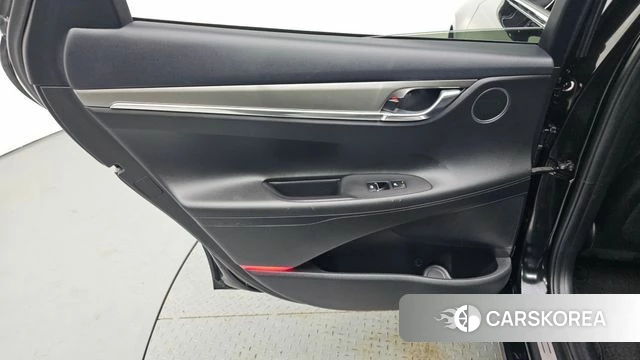 Hyundai The New Grandeur IG Hybrid id 4370032 из Кореи 17