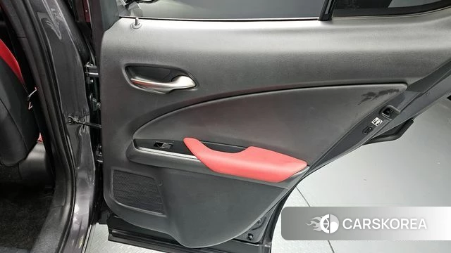 Lexus UX250h id 4388389 из Кореи 17