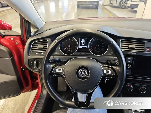 Volkswagen Golf id 4213685 из Китая 17
