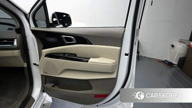 Kia Carnival 4th generation id 4324115 из Кореи 17