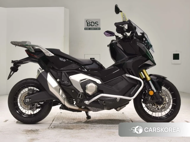 Проданный Honda X-ADV 750 2022 из Японии