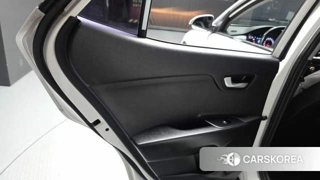 Kia Stonic id 4581892 из Кореи 17
