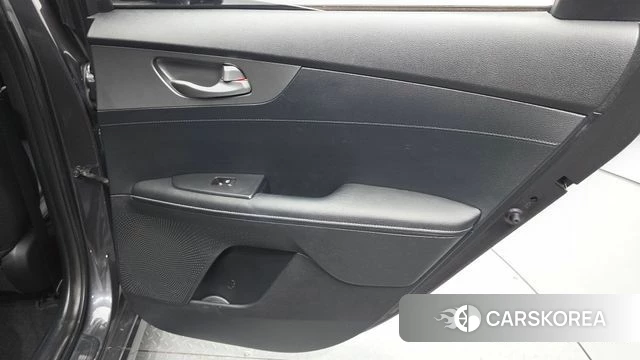 Kia Come New K3 id 4760278 из Кореи 17