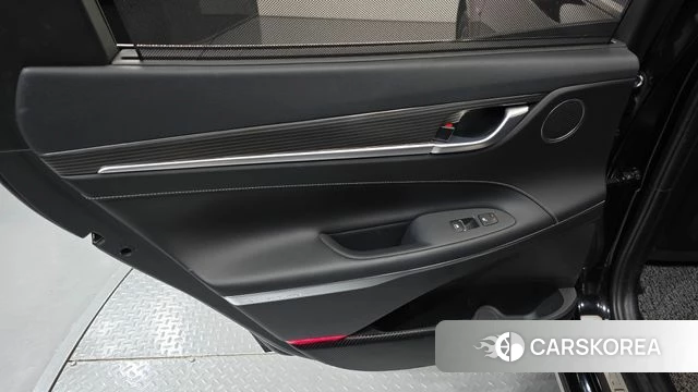 Hyundai Grandeur IG Hybrid id 4658384 из Кореи 17