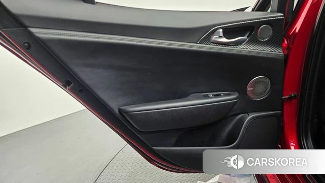 Kia Stinger id 4626418 из Кореи 17