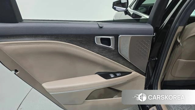 Kia K8 Hybrid id 4500032 из Кореи 16