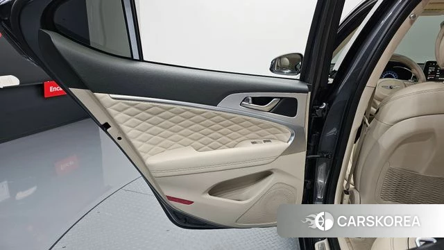 Genesis G70 id 4718040 из Кореи 17