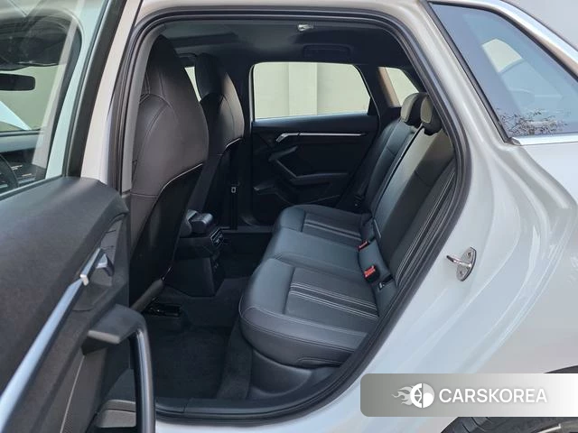 Audi A3 id 4271401 из Китая 17