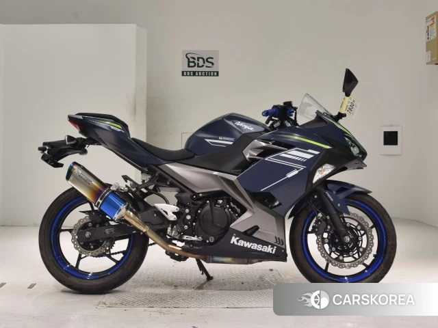 Проданный Kawasaki NINJA 400 2023 из Японии