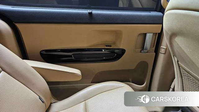 Kia The New Carnival id 4605317 из Кореи 17