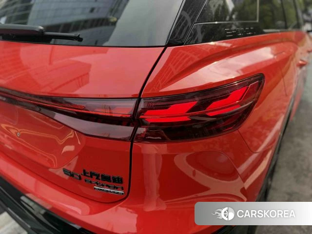 Audi Q5 e-tron id 4263930 из Китая 17