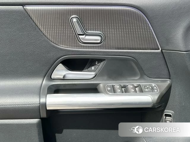Mercedes-Benz GLA id 4256485 из Китая 17