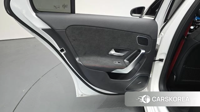 Mercedes-Benz A-Class W177 id 4729859 из Кореи 17