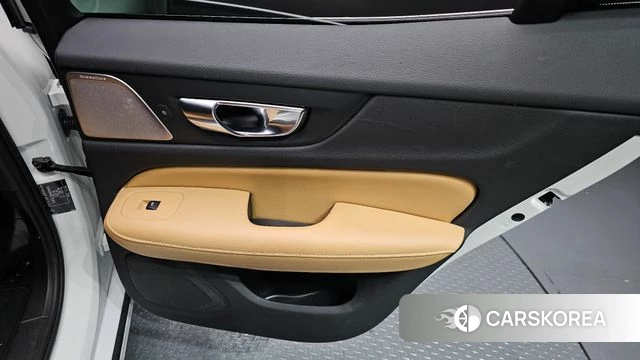 Volvo S60 3rd generation id 4324705 из Кореи 17