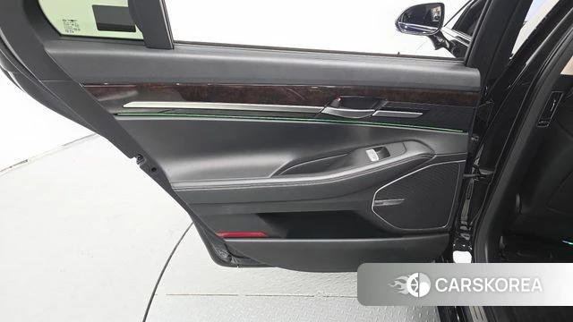 Genesis G90 id 4741998 из Кореи 17