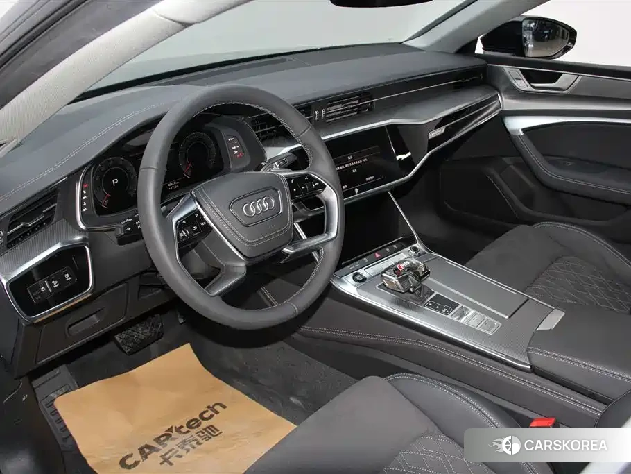 Audi A7L id 4649395 из Китая 17