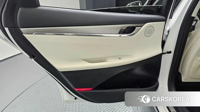 Hyundai The New Grandeur IG id 4429111 из Кореи 17
